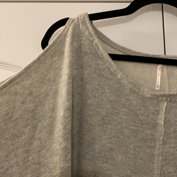 VGUC Free People sweater - Picture 2 of 10